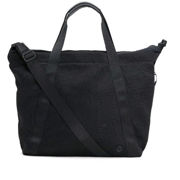 Lululemon Carry The Day Bag (Mesh) Black Tote Weekender XXL Crossbody 15x5x16 - Picture 1 of 16